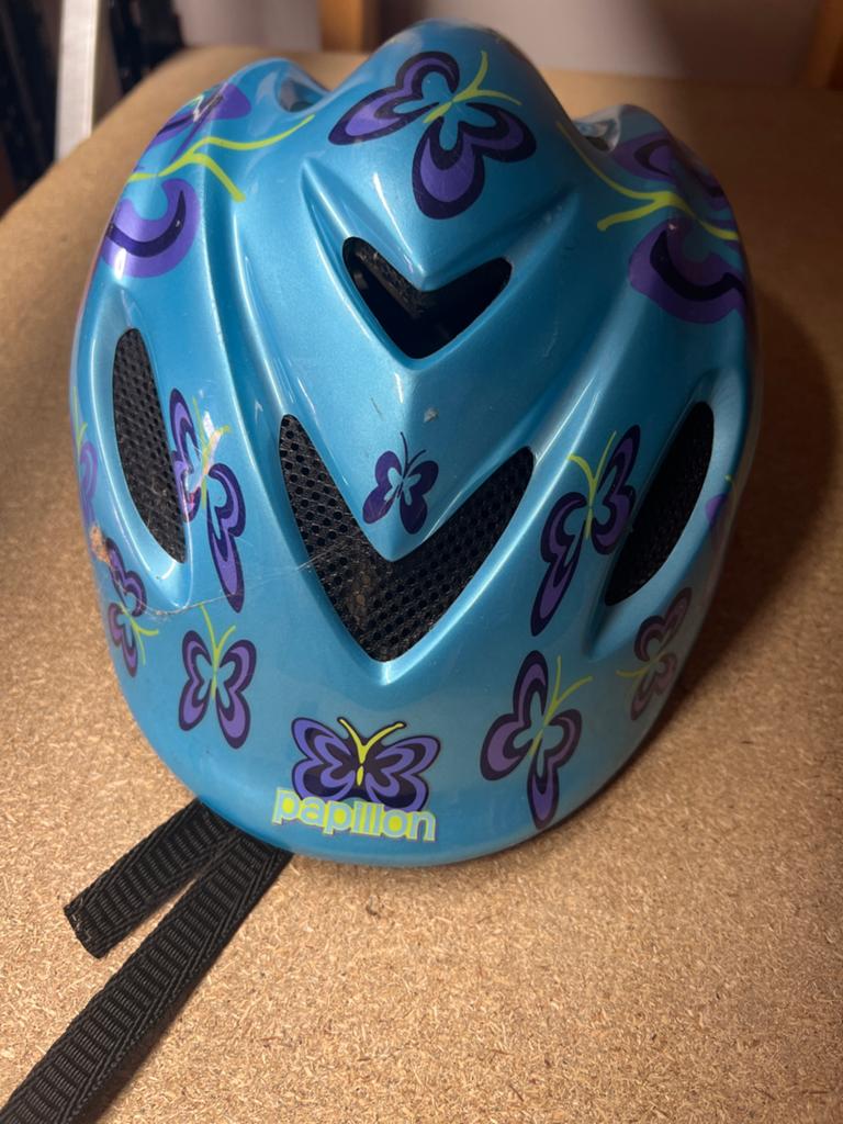 Fietshelm voor kinderen - Blauw met vlinders, Ophalen, Gebruikt, Overige maten, Jongen of Meisje