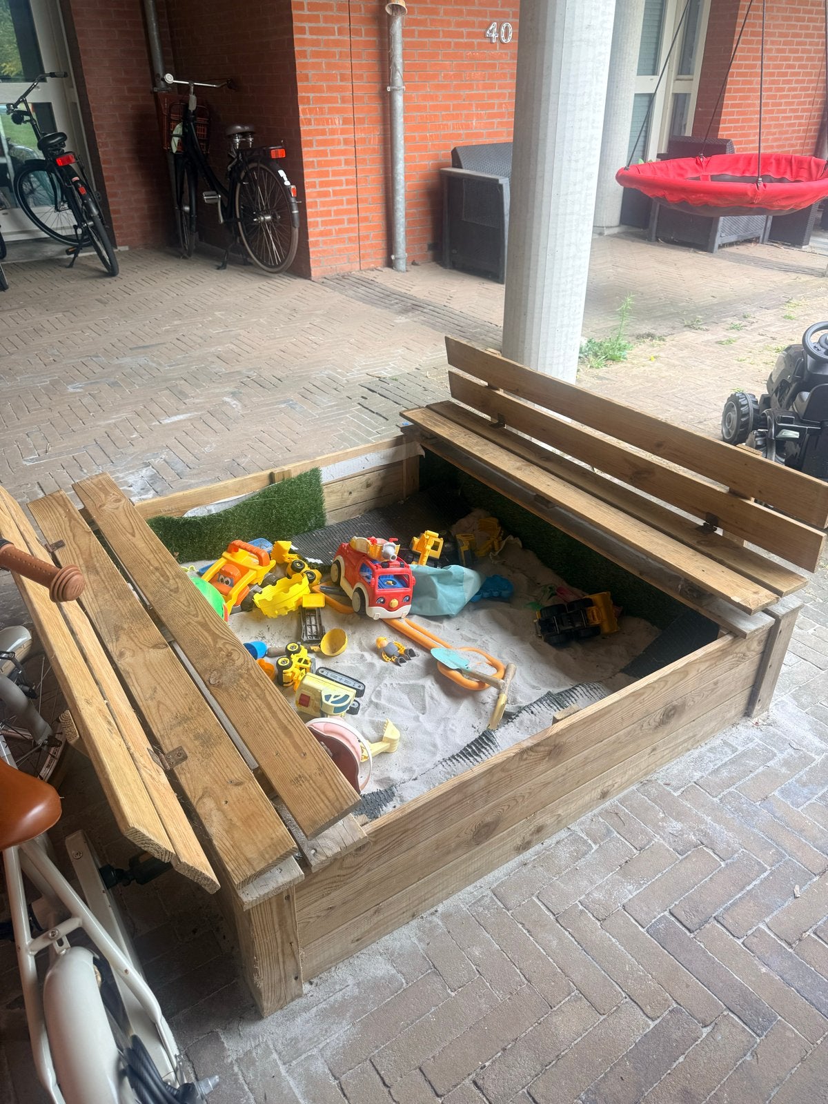 Houten zandbak met deksel - opknapper, Kinderen en Baby's, Speelgoed | Buiten | Zandbakken, Ophalen, Gebruikt