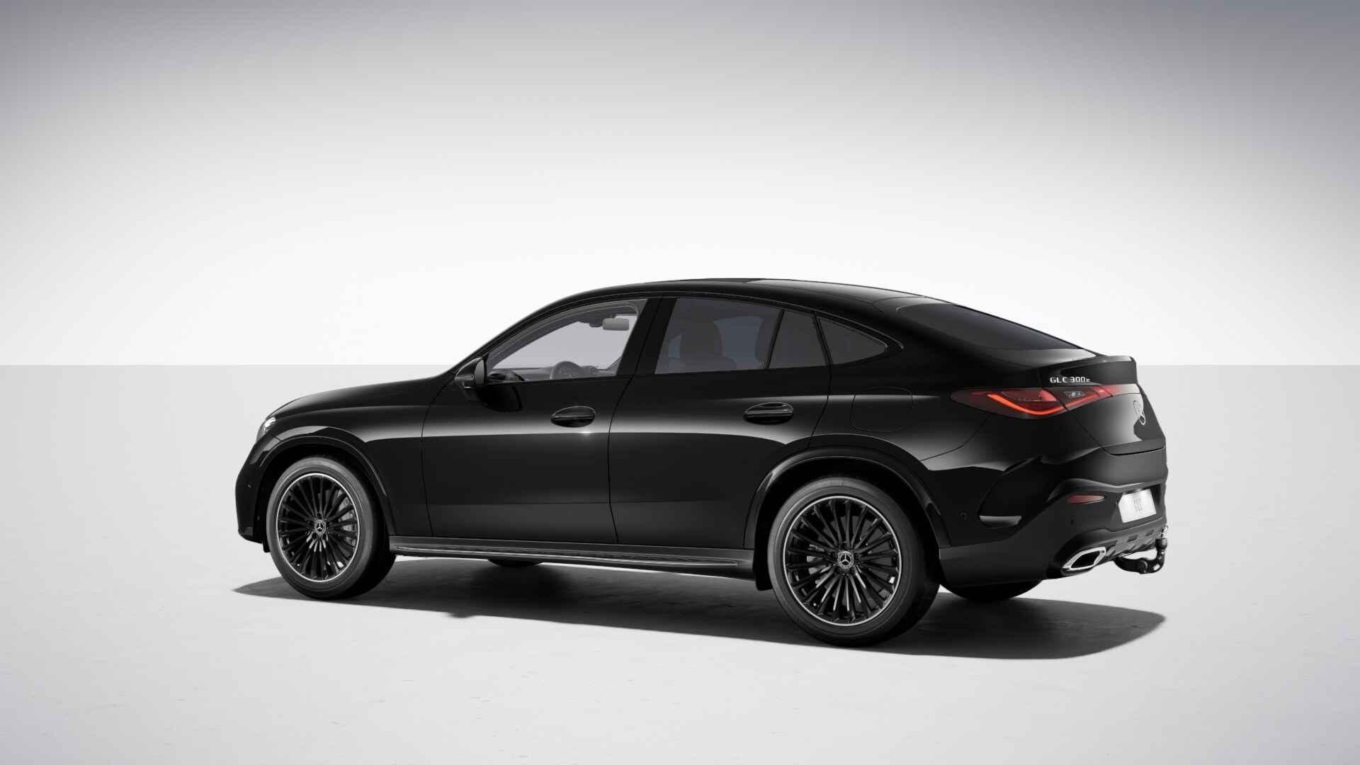Mercedes-Benz GLC 300e 4MATIC Coupé Business Solution AMG M, Auto's, Automaat, 4 cilinders, Zwart, Plug-in hybride