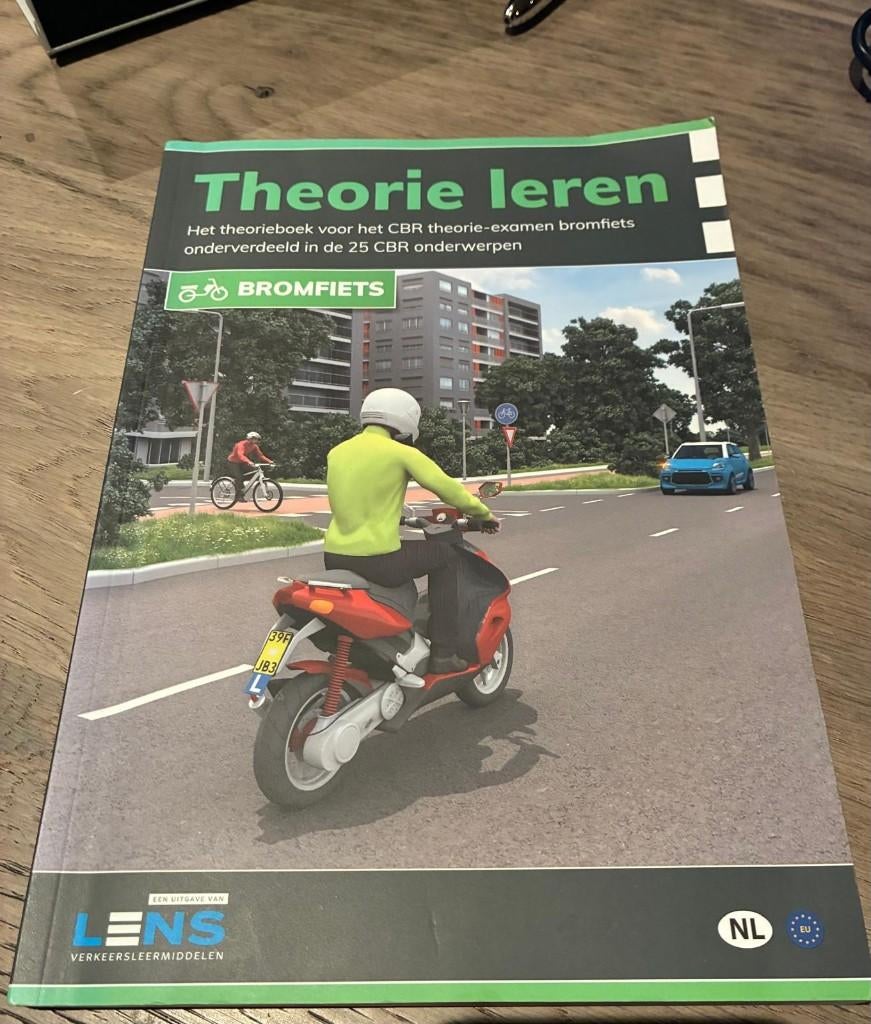 theorie Leren Bromfiets, Boeken, Studieboeken en Cursussen, Ophalen of Verzenden, Alpha, Zo goed als nieuw, Niet van toepassing