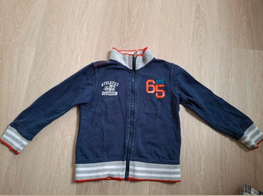 Vest blauw maat 116, Kinderen en Baby's, Ophalen of Verzenden, Gebruikt, Jongen, Trui of Vest