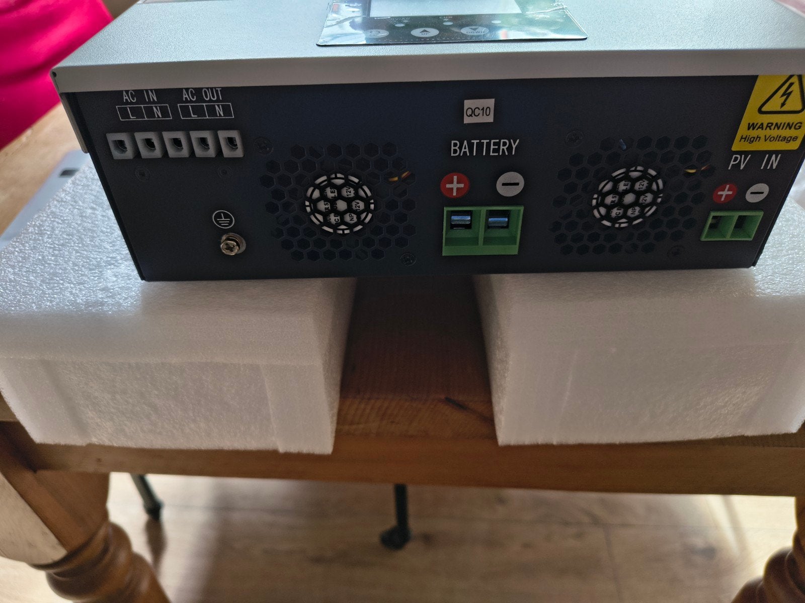 Inverter omvormer thuisbatterij SM-2400-24, Doe-het-zelf en Verbouw, Zonnepanelen en Toebehoren, Ophalen of Verzenden, Nieuw, Overige typen