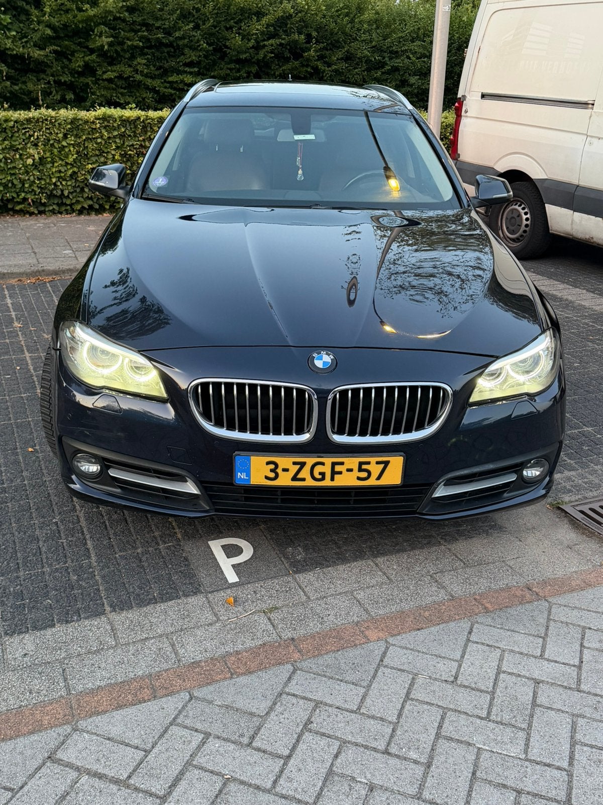 BMW 528i 245PK 2015 Goed onderhouden – Scherp geprijsd, Auto's, Automaat, Achterwielaandrijving, 4 cilinders, 2000 kg