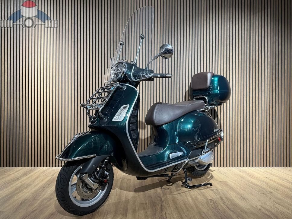 Vespa GTS 300 Touring 2019 (bj 2019), Scooter, Bedrijf, Onbekend, Onbekend