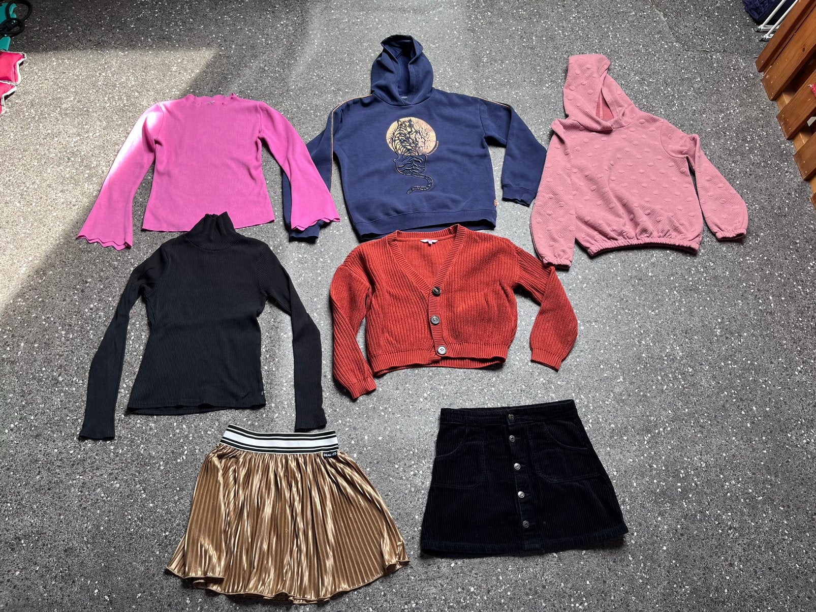 7 stuks 146-152 meiden, hoodie, rok, shirt, longsleeve, Ophalen of Verzenden, Zo goed als nieuw, Meisje, Trui of Vest
