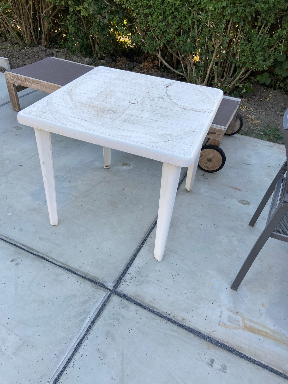 Hartmann kunststof tuintafel gebruikt geatis, Ophalen, Gebruikt, Vierkant, Kunststof