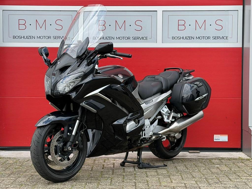 YAMAHA FJR 1300 (bj 2016), 4 cilinders, Motorrijbewijs A, Bedrijf, Onbekend