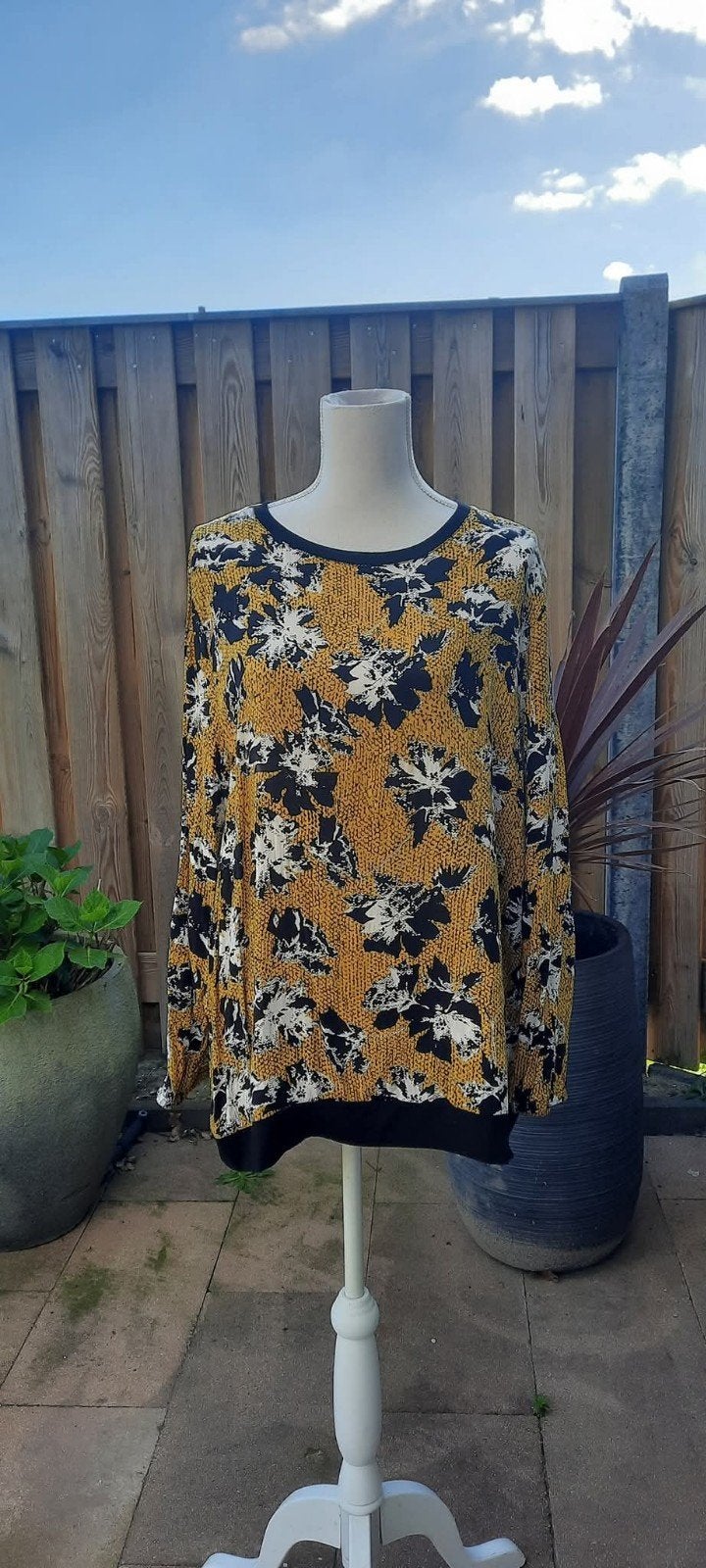 Shirt geel/zwart merk pescara 100% viscose maat 46/48., Geel, Maat 46/48 (XL) of groter, Pescara, Nieuw