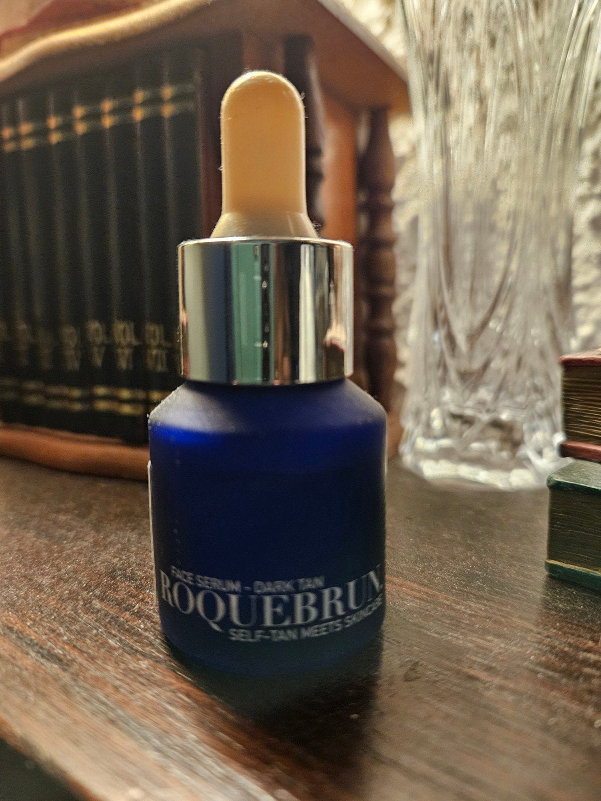 Roquebrun Face Serum - Dark Tan Zelfbruiner, Ophalen of Verzenden, Nieuw, Gehele gezicht, Overige typen