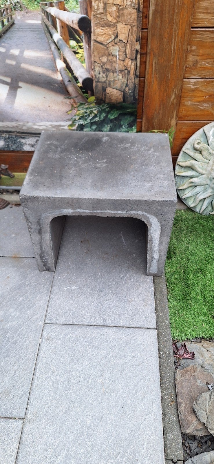 Gratis stevig  betonnen U blok 40x40x50 cm, 80 kg, Tuin en Terras, Tegels en Klinkers, Ophalen, Gebruikt, Overige typen, Minder dan 5 m²