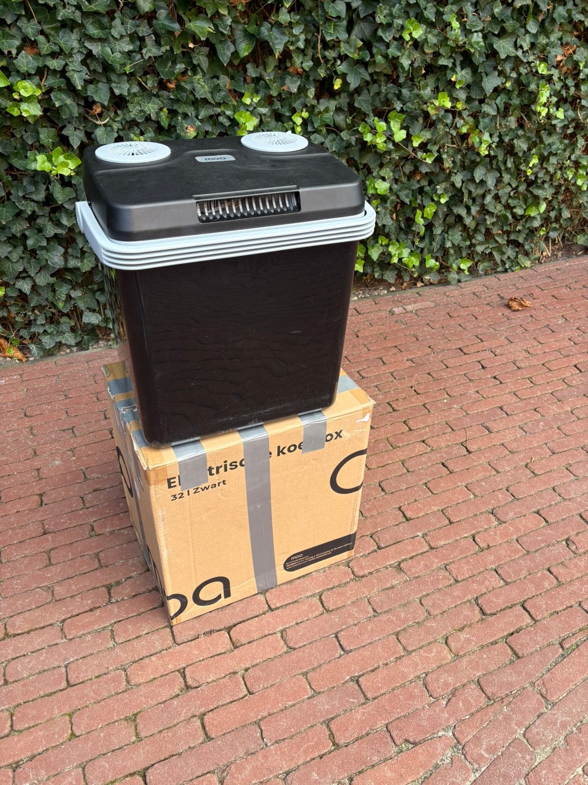 MOA Koelbox Elektrisch 12v 230 volt, Gebruikt, !, Moa, Ophalen of Verzenden