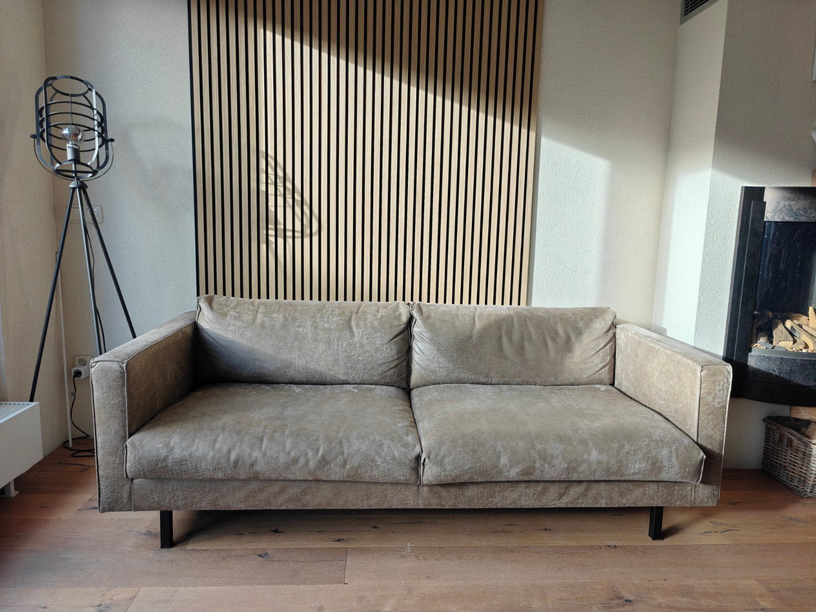 Leren designbank Bodilson - Comfort en stijl, Ophalen, Driepersoons, Zo goed als nieuw, Rechte bank