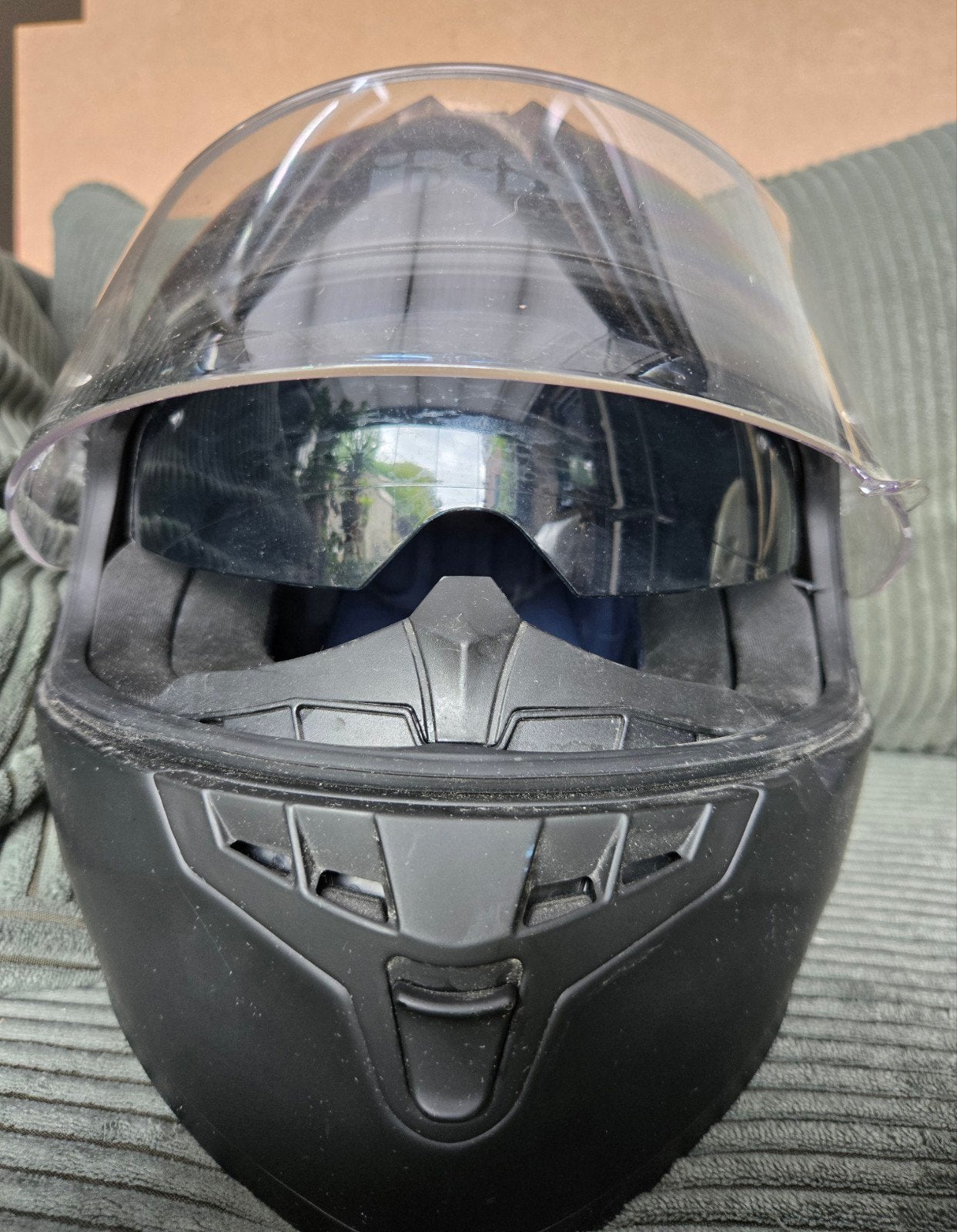 Zo goed als nieuwe integraalhelm met zonneklep - Maat XS, Motoren, Ophalen of Verzenden