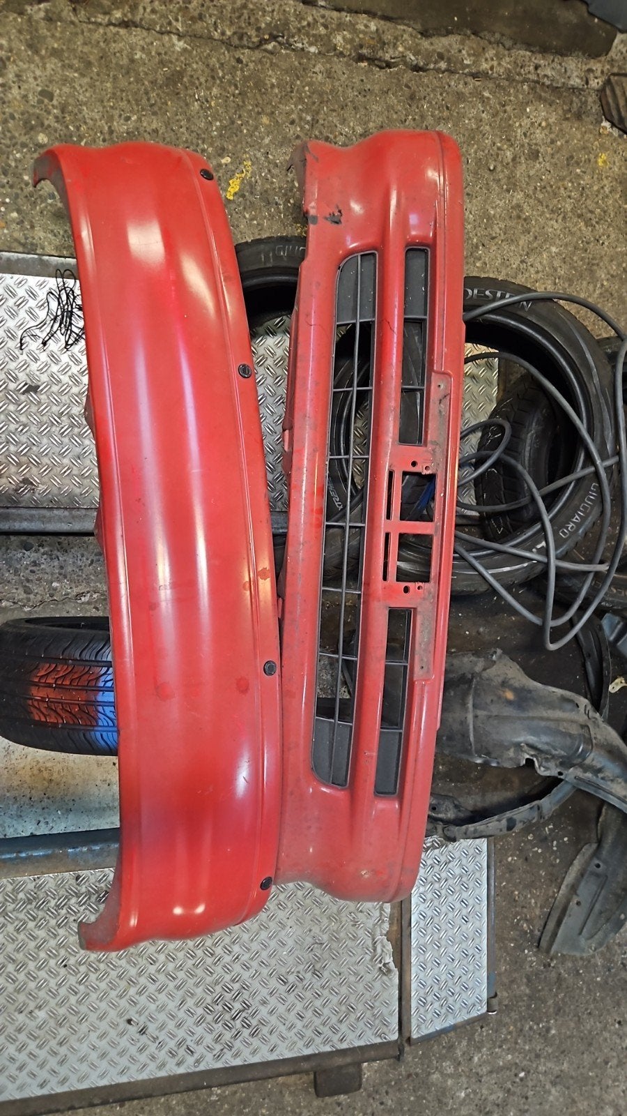 Toyota Starlet Si Rode Bumper voor P8 - Gebruikt, Gebruikt, Ophalen of Verzenden, Toyota, Bumper