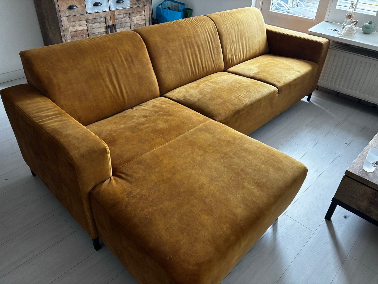 Grote hoekbank met fauteuil - Okergeel, Huis en Inrichting, Banken | Bankstellen, Ophalen, 250 tot 300 cm, Gebruikt, Hoekbank