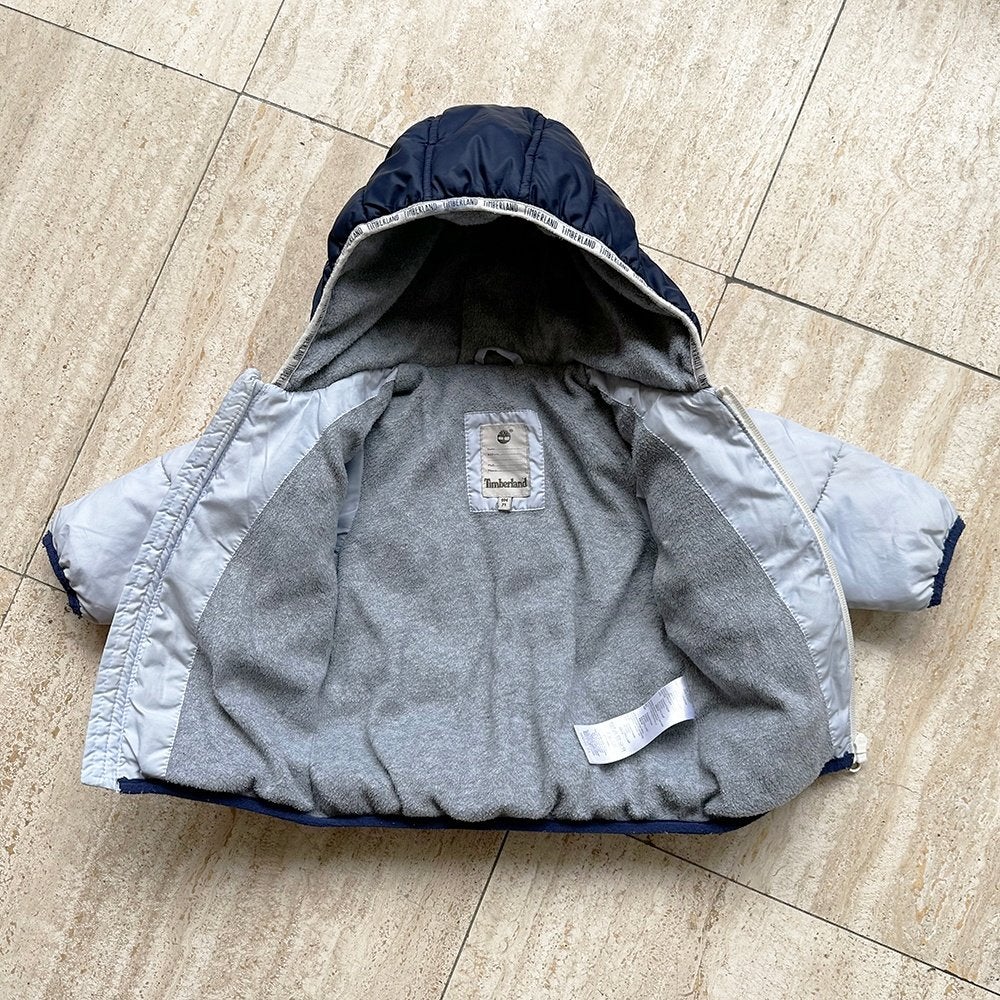 Mooie Gevoerde Timberland Jas - 00 (Maat 9M/cm. 74) € 25,-, Timberland, Jongetje of Meisje, Ophalen of Verzenden, Zo goed als nieuw