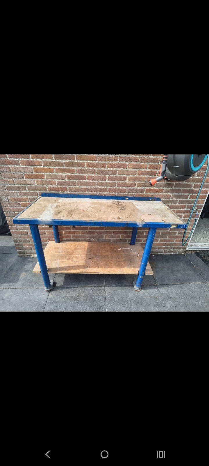 Stevige werkbank met opbergplank