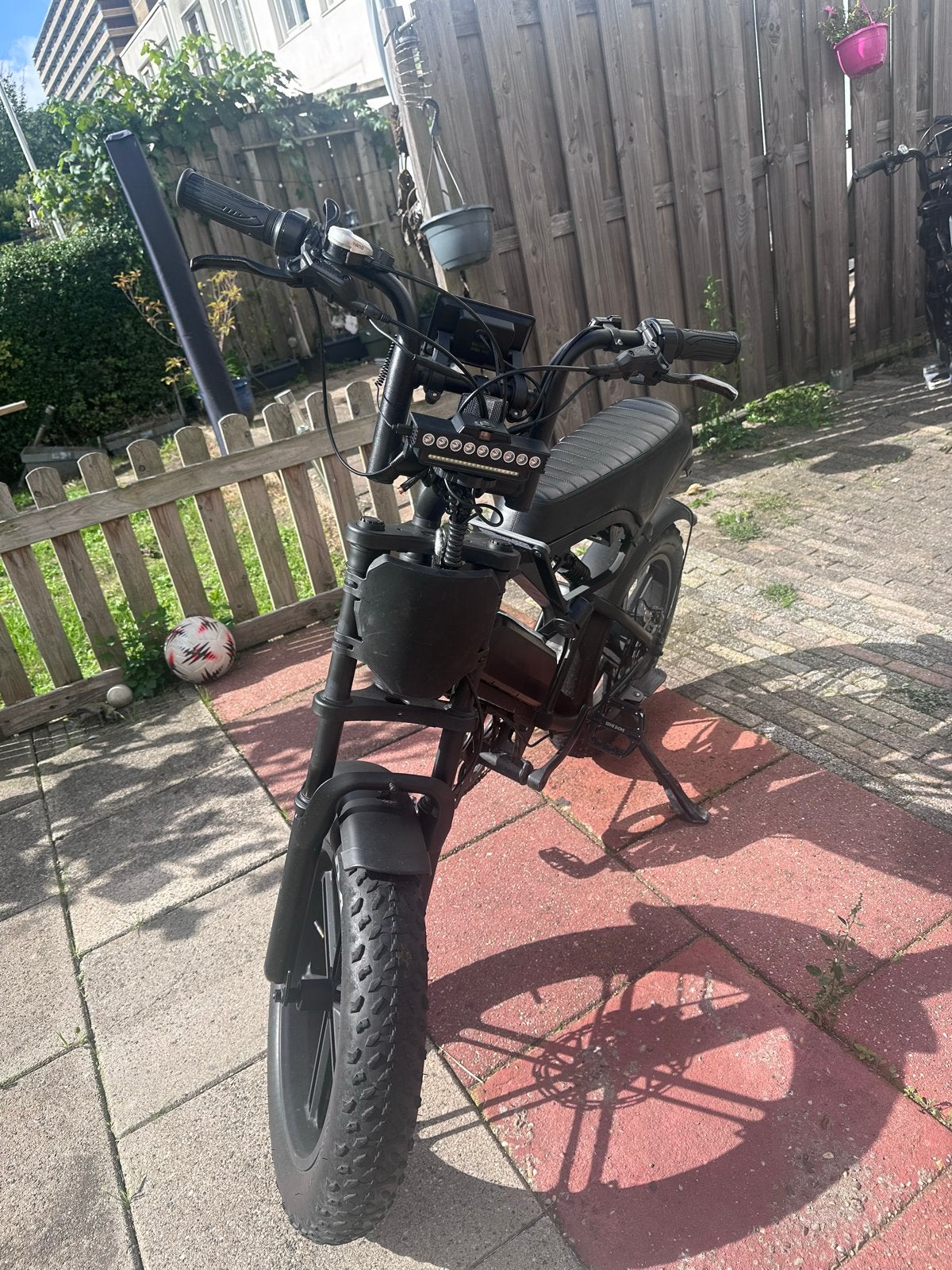 Stoere Fatbike E-bike - Zwart, Zo goed als nieuw, Fietsen en Brommers, Zo goed als nieuw, Minder dan 47 cm, 50 km per accu of meer
