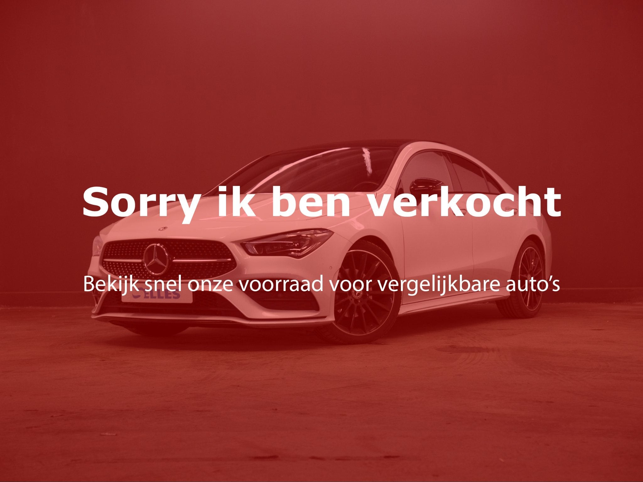 Mercedes-Benz CLA-klasse 180 AMG Line | Panoramadak, Gebruikt, 4 cilinders, Leder en Stof, Wit