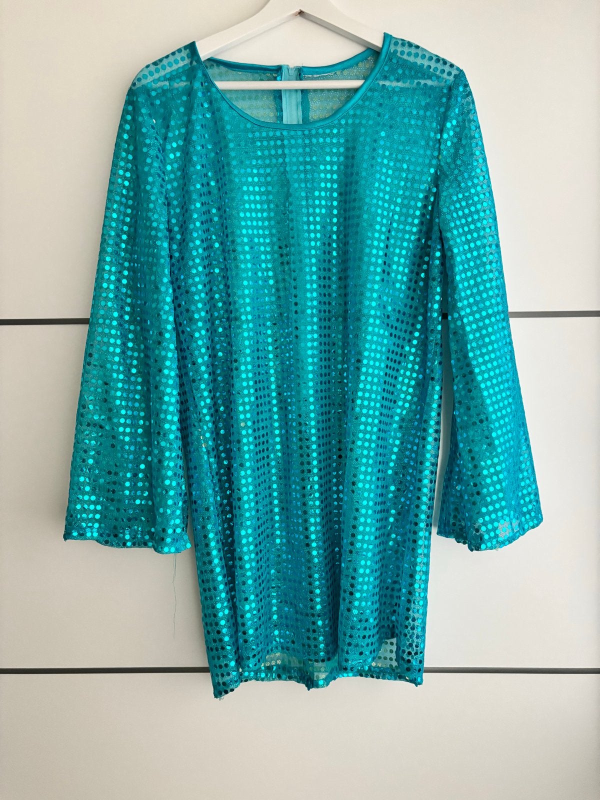 Turquoise pailletten jurk - Maat L, Kleding | Dames, Maat 42/44 (L), Ophalen of Verzenden, Kleding, Overige thema's