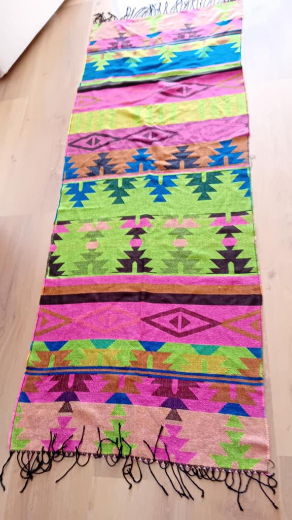 Sjaal / dun kleedje of idd 185 x 70 cm, Ophalen of Verzenden, Nieuw, Maat 46/48 (XL) of groter, Sjaal