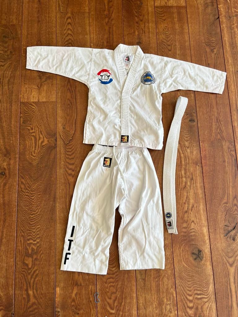 Taekwondo pak kind, Maat XS of kleiner, Ophalen of Verzenden, Zo goed als nieuw, Taekwondo