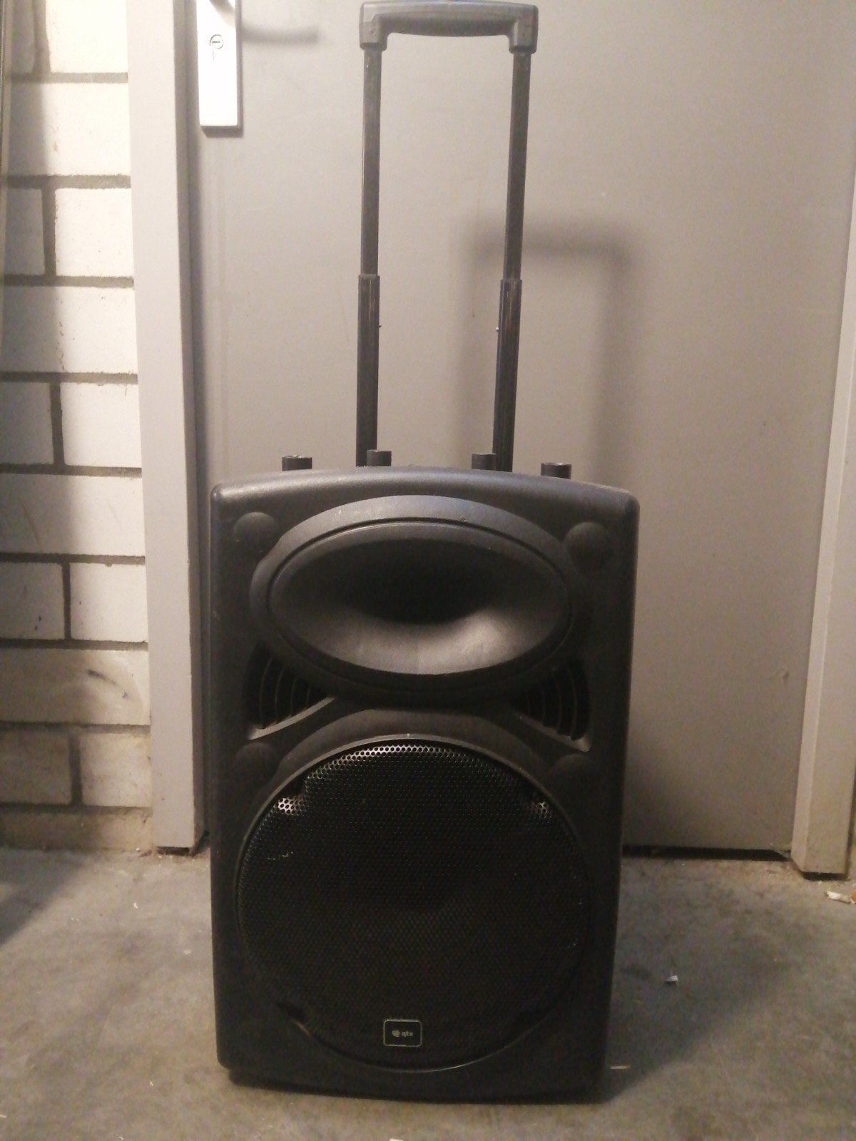 Party speaker op stroom - Werkend weg gezet, Gebruikt, Minder dan 60 watt, Ophalen, Overige merken