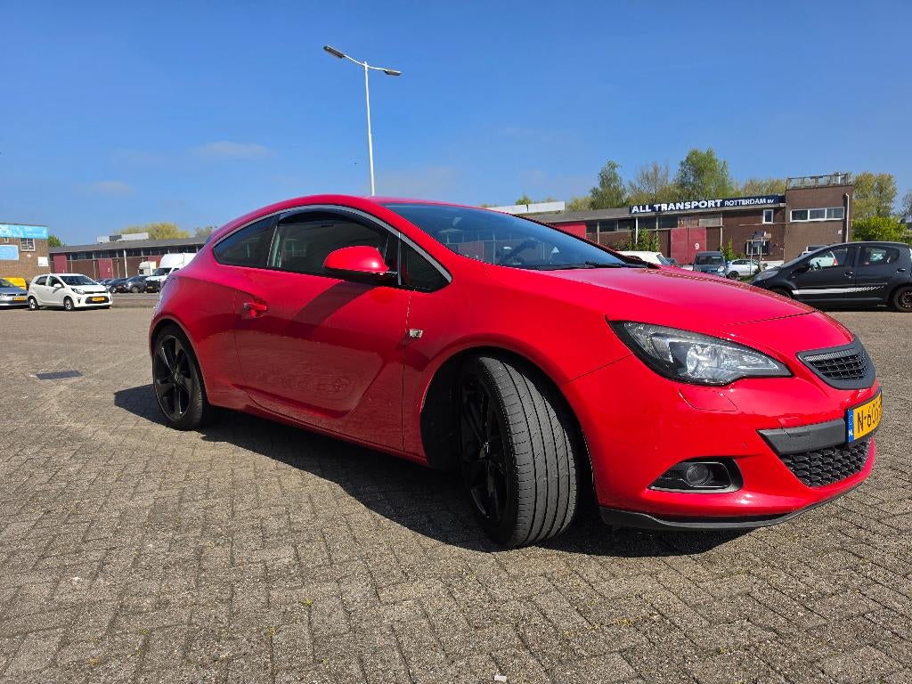 Opel Astra GTC 1.6 Turbo 180PK | Navi | Cruise | PDC, Voorwielaandrijving, Euro 5, Beige, 4 cilinders