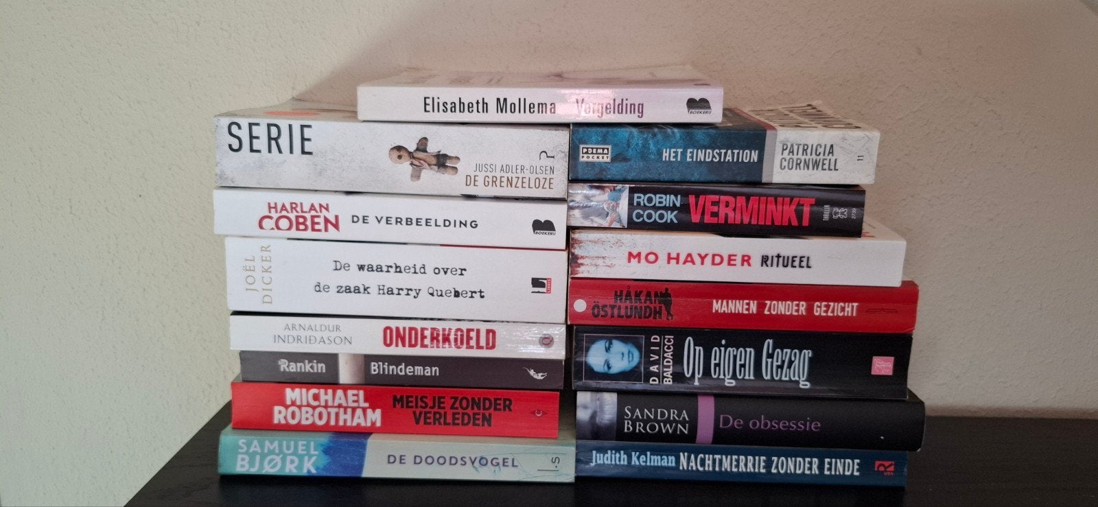 15 thrillers van verschillende auteurs pakket 1, Ophalen of Verzenden, Gelezen, Verschillende