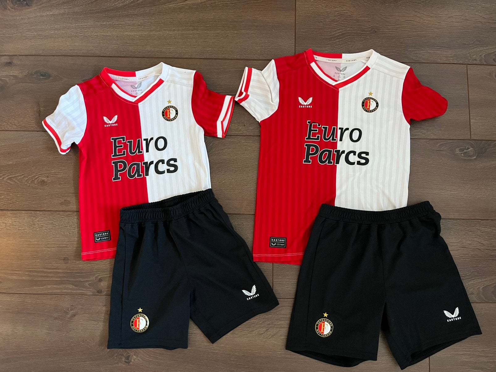 Feyenoord setje, maat 110 en maat 128, Maat XS of kleiner, Ophalen of Verzenden, Gebruikt, Set