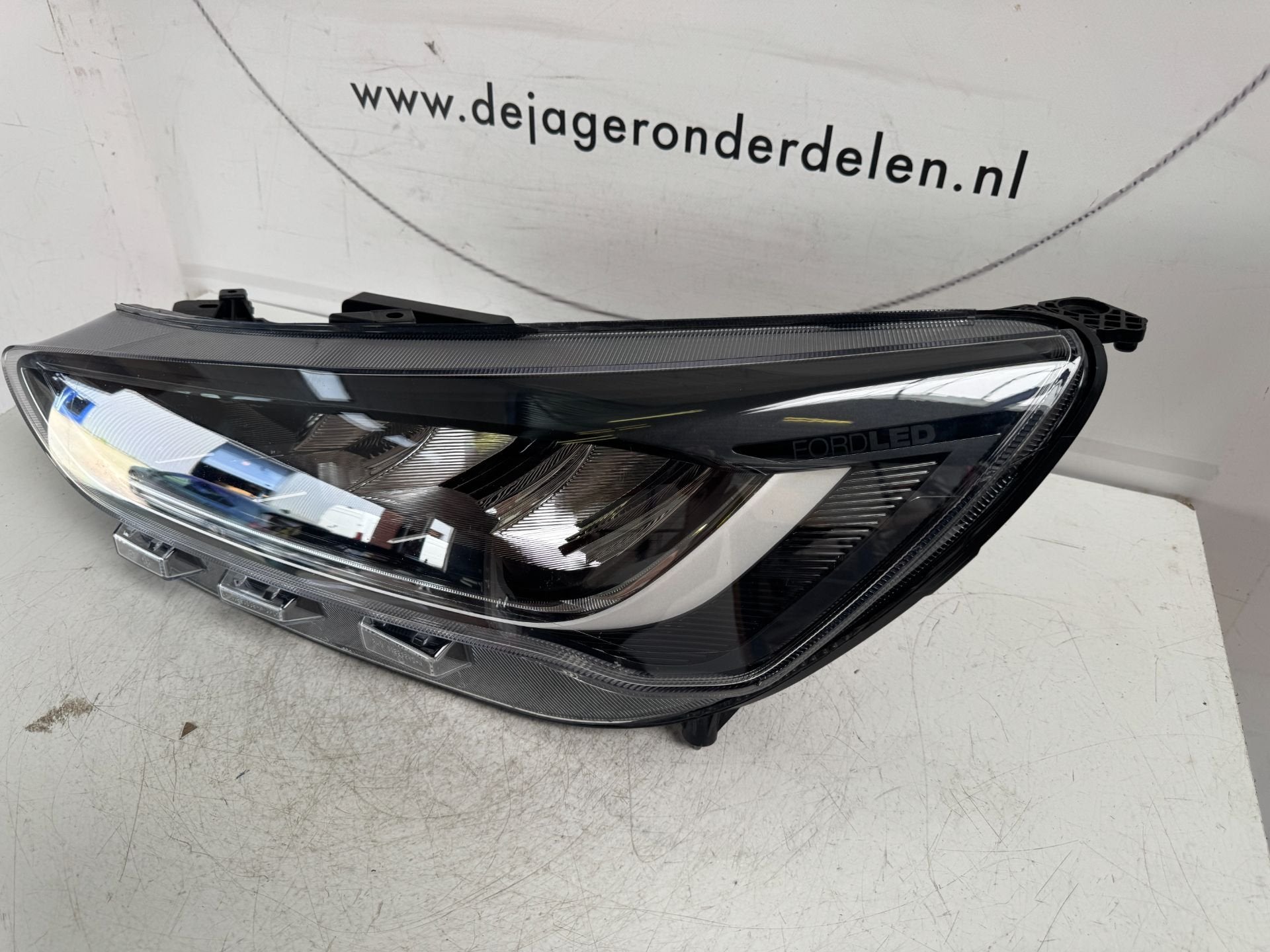 FORD FOCUS MK4 FACELIFT KOPLAMP LINKS NX7B-13E015-CD 2022-, Gebruikt, Info@ford.com, Ophalen of Verzenden, Ford