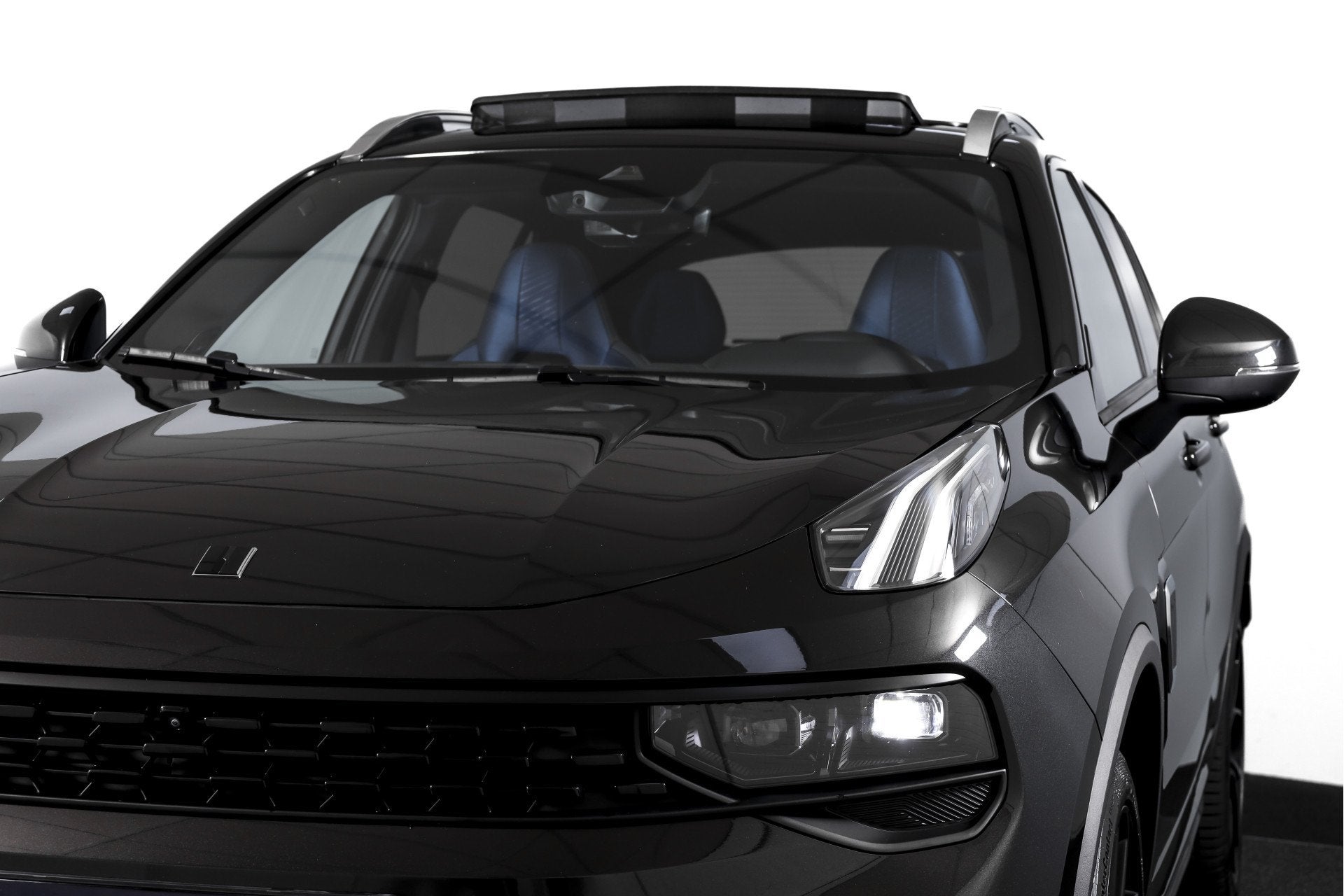 Foto 46 van Lynk & Co 01 1.5 PHEV 261PK MY23 | Blackpakket | Donkere hem