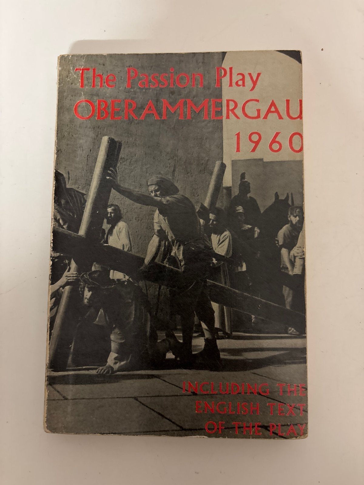 The Passion Play Oberammergau 1960 - Inclusief Engelse tekst, Ophalen of Verzenden, Gelezen, Overige onderwerpen, Achtergrond en Informatie