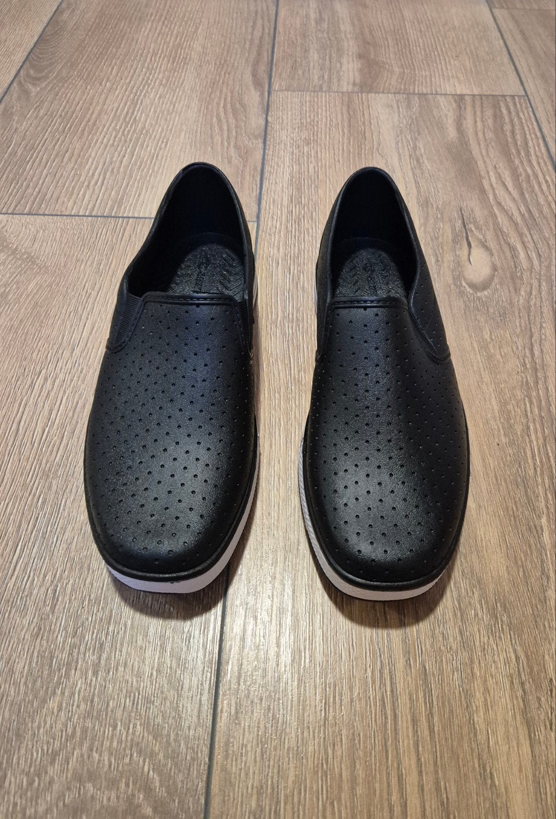Stevige waterschoenen maat 37 / 39, Ophalen of Verzenden, Zo goed als nieuw, Zwart, Boots
