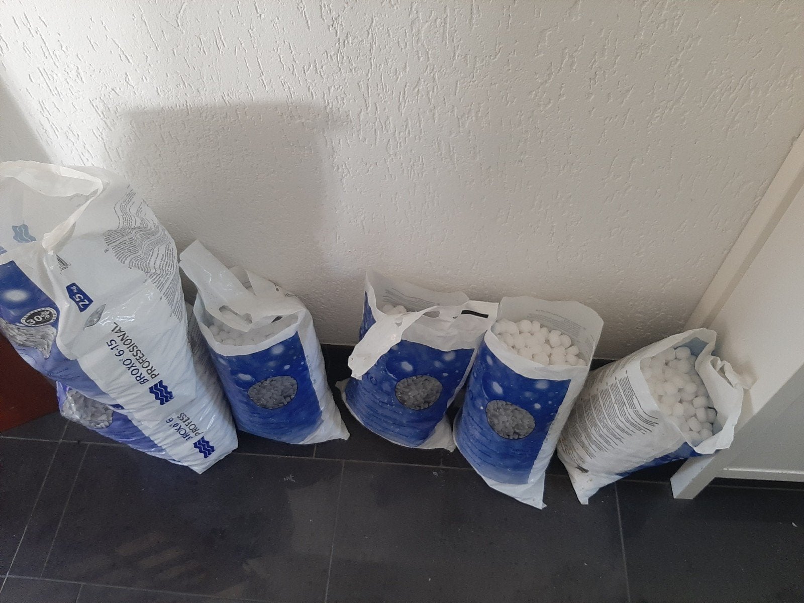 Wateronthardingstabletten / Zouttabletten (ca. 70 kg), Ophalen, Zo goed als nieuw, Waterontharder met zout