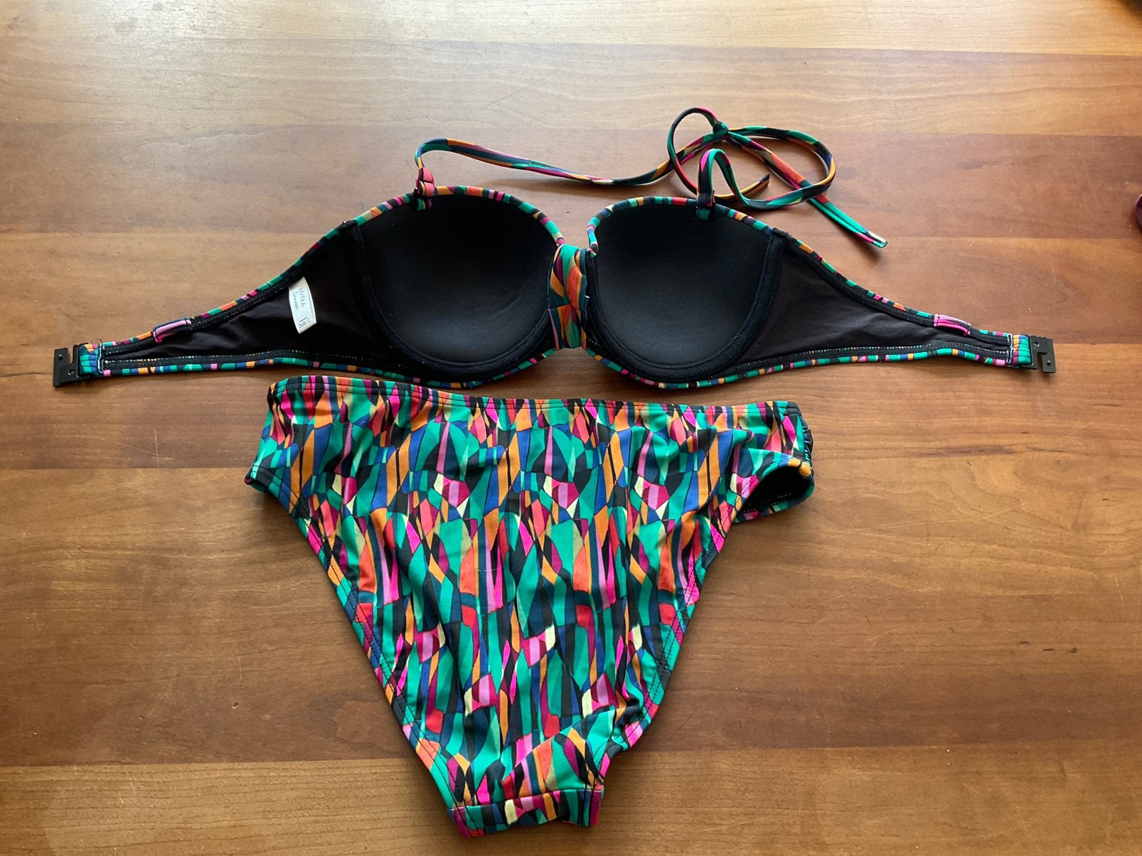 Livera bikini - mt 36 B / C - zgan, Ophalen of Verzenden, Zo goed als nieuw, Meerkleurig, Bikini