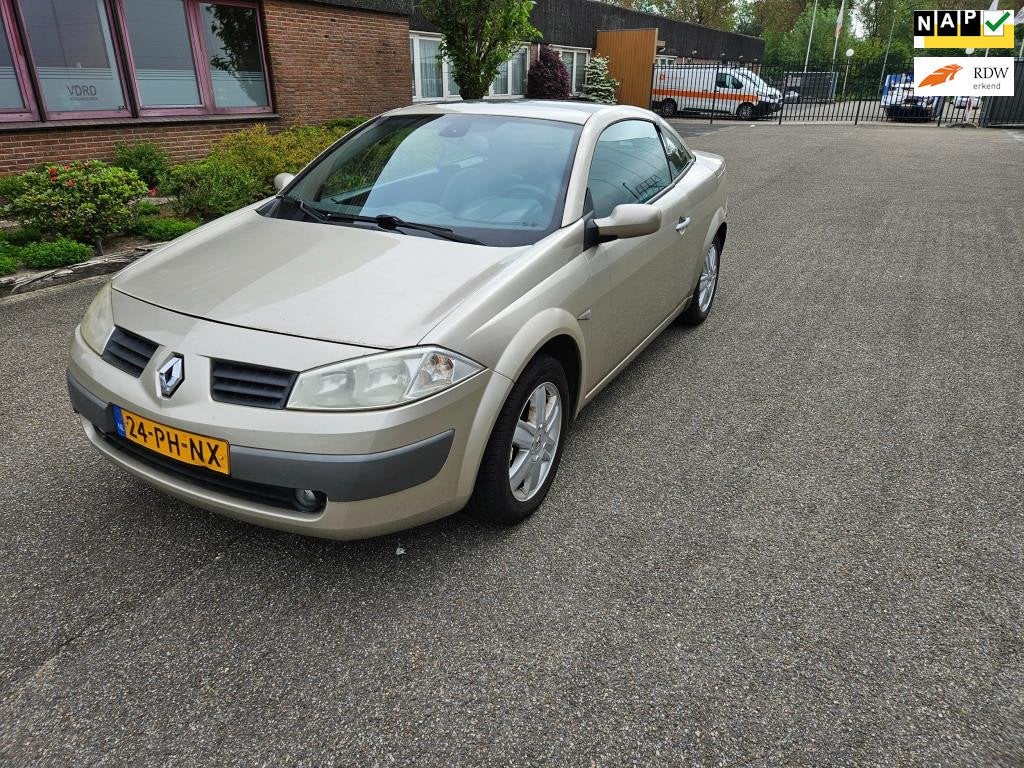 Renault Mégane Coupé-Cabriolet 1.6-16V Privilège Luxe Doo, Auto's, Voorwielaandrijving, Gebruikt, 1295 kg, 4 cilinders