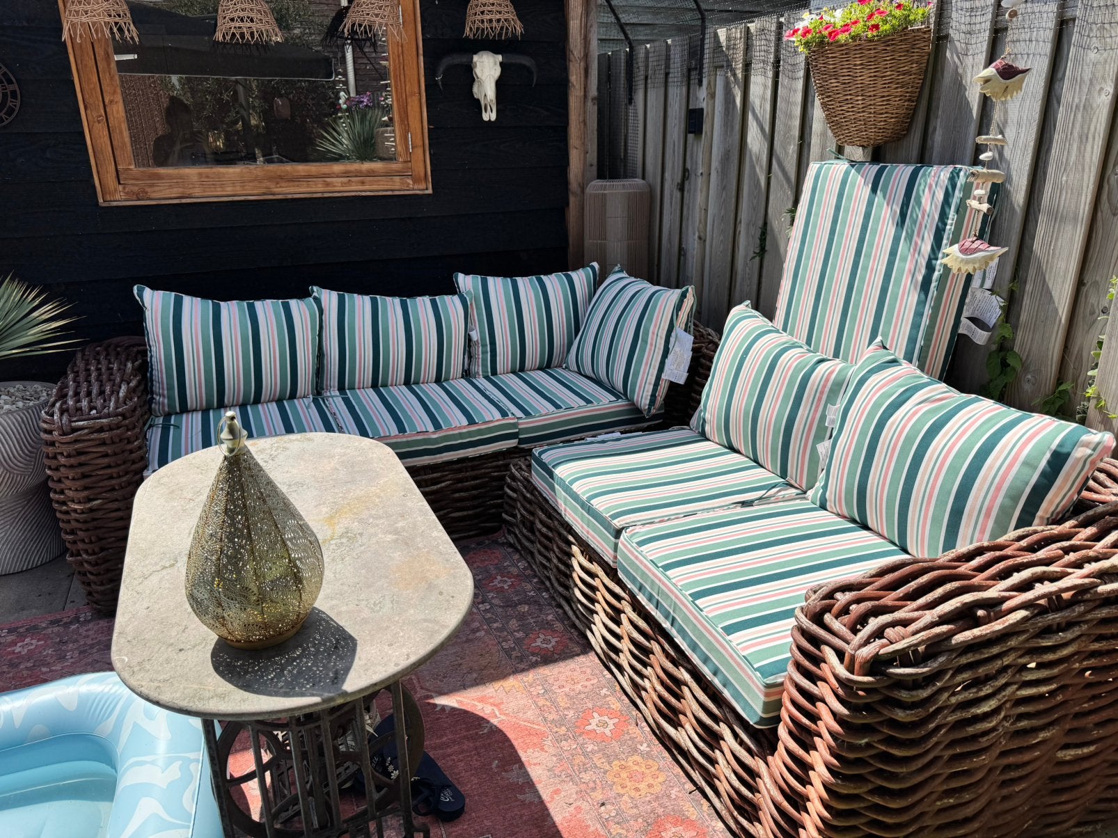 Amazon Basics Waterproof Pallet Cushions Set Green Pink, Ophalen of Verzenden, Nieuw, 6 zitplaatsen, Loungeset