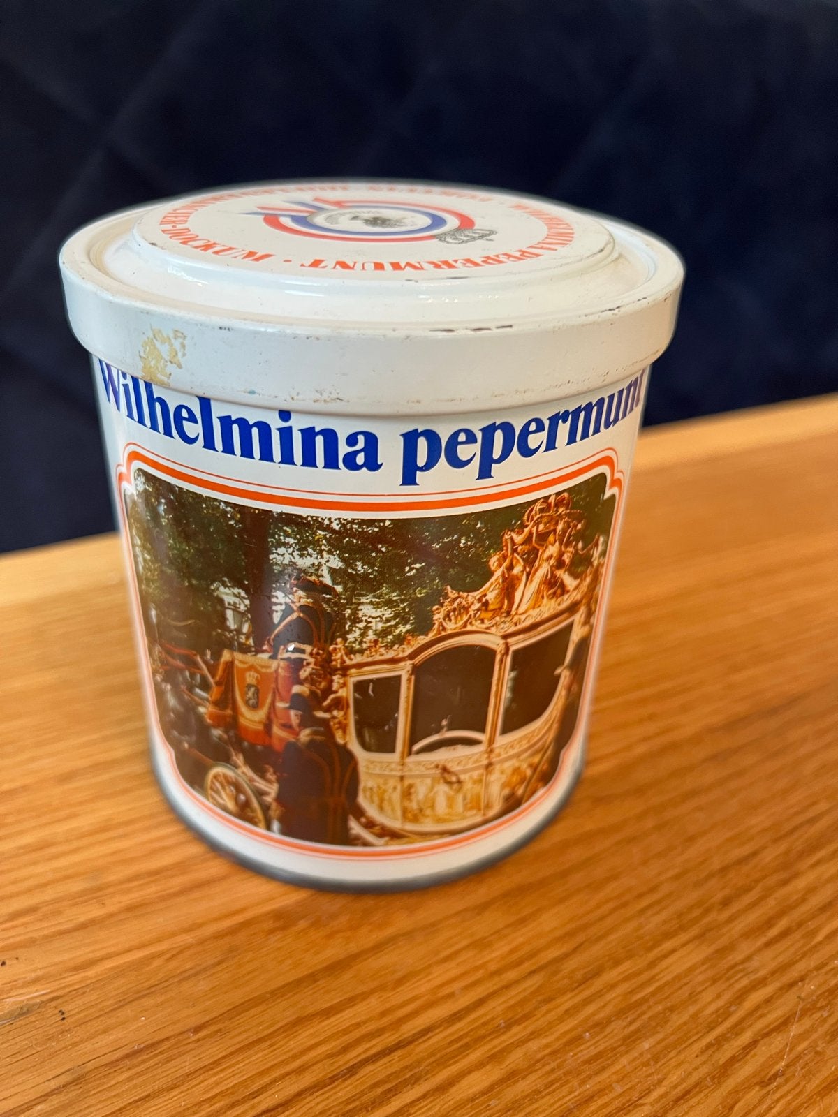 Vintage Wilhelmina Pepermunt Blik uit 1977- Gouden Koets, Ophalen of Verzenden, Gebruikt, Overige, Overige merken