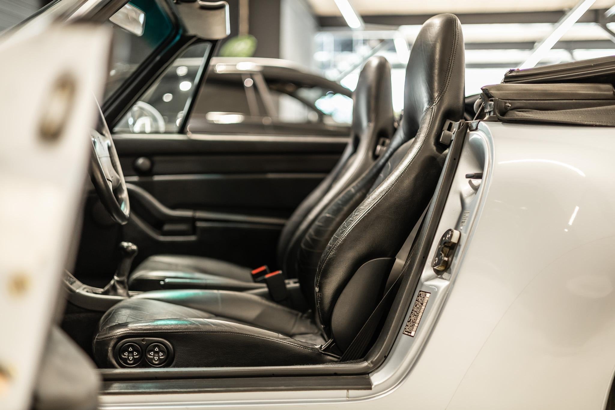 Porsche 911 3.6 993 | Full History | Originele Porsche RS Sp, Auto's, Achterwielaandrijving, Gebruikt, Zwart, 1350 kg