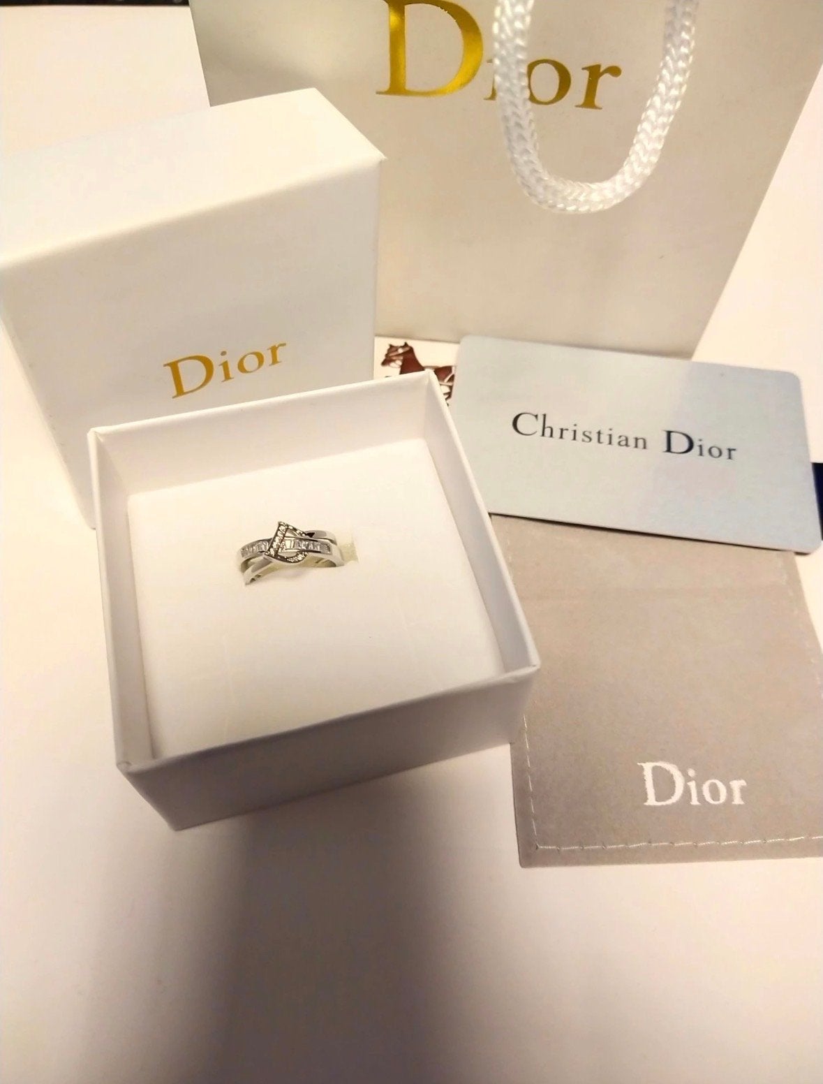 Dior ring met kristallen - Zo goed als nieuw, Met kristal, Overige materialen, Nieuw, Ophalen of Verzenden