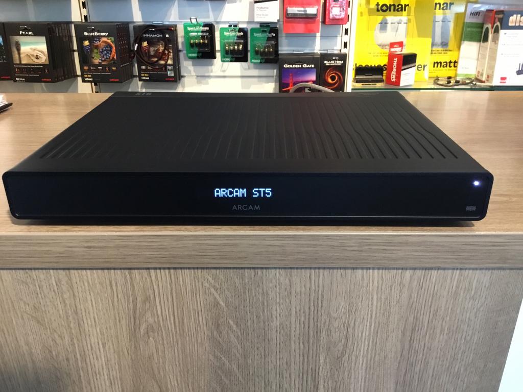 Arcam Radia ST 5 streamer Tidal,Qobuz en Spotify garantie, Ophalen, Arcam, Zo goed als nieuw, Zonder harde schijf