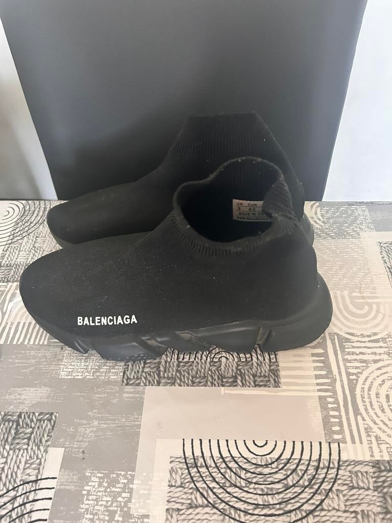 Balenciaga speedrunners zwart maat 43, Kleding | Heren, Schoenen, Ophalen of Verzenden, Zo goed als nieuw, Zwart