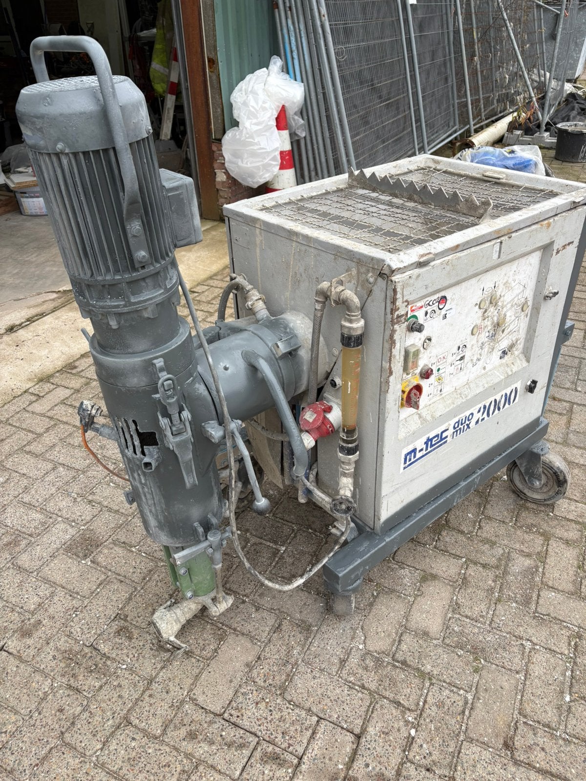 M-tec duomix 380v . Egaline / gietvloer pomp, Ophalen, Gebruikt