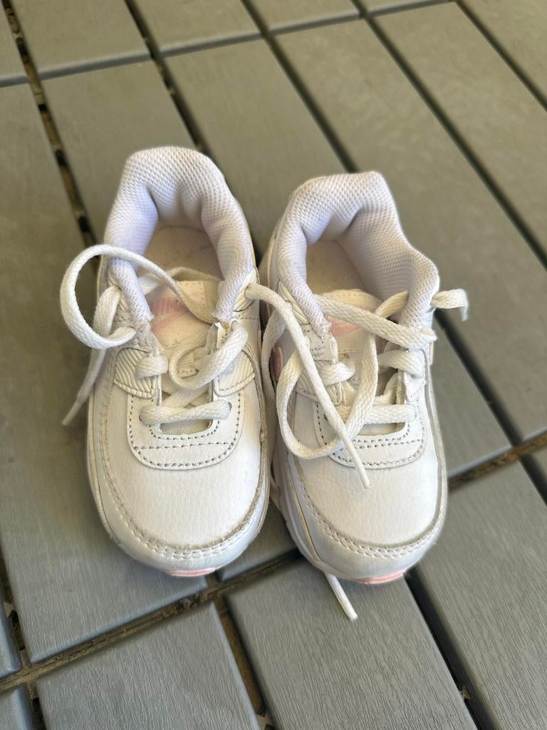 Nike Air Max 90 baby sneakers - Maat 17 (US 2C), Ophalen of Verzenden, Gebruikt, Meisje, Sportschoenen