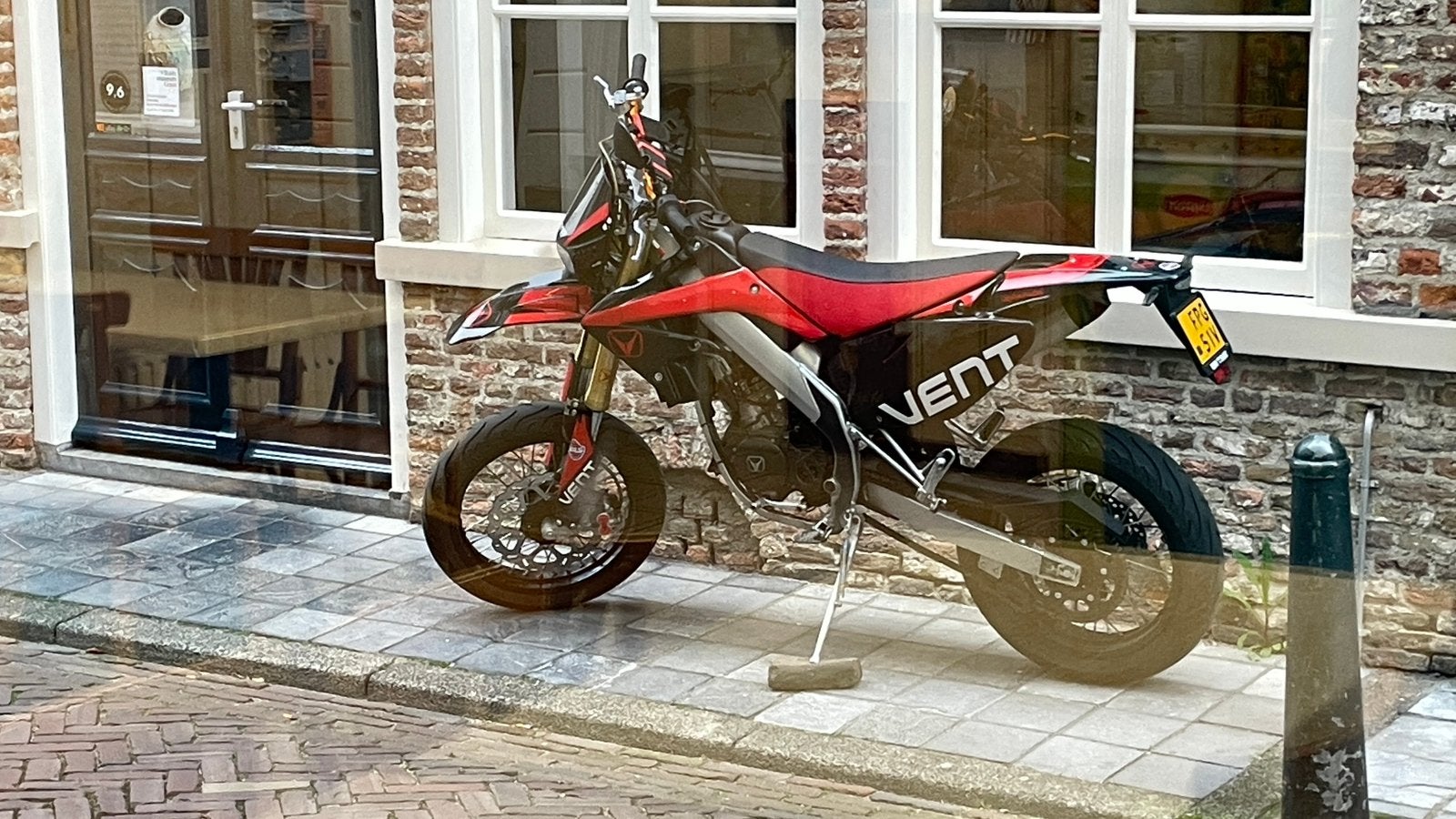 Vent Derapage met Leo Vince uitlaat, Ophalen, 6 versnellingen, Overige modellen, Zo goed als nieuw