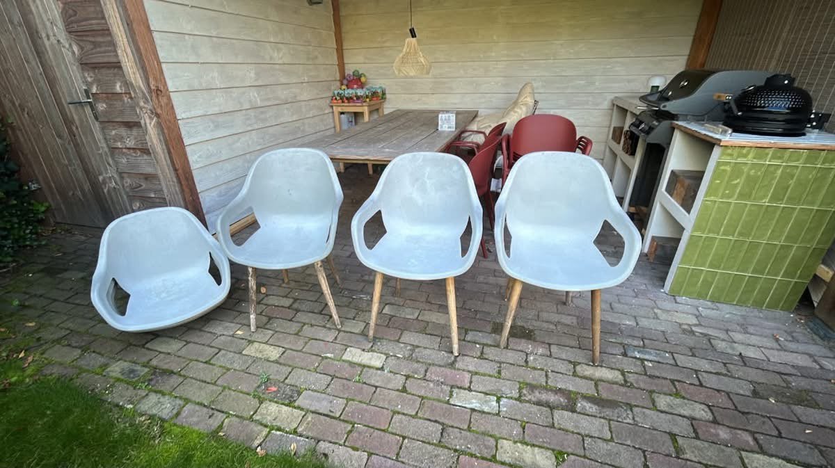 Gratis tuinstoelen breda, Ophalen