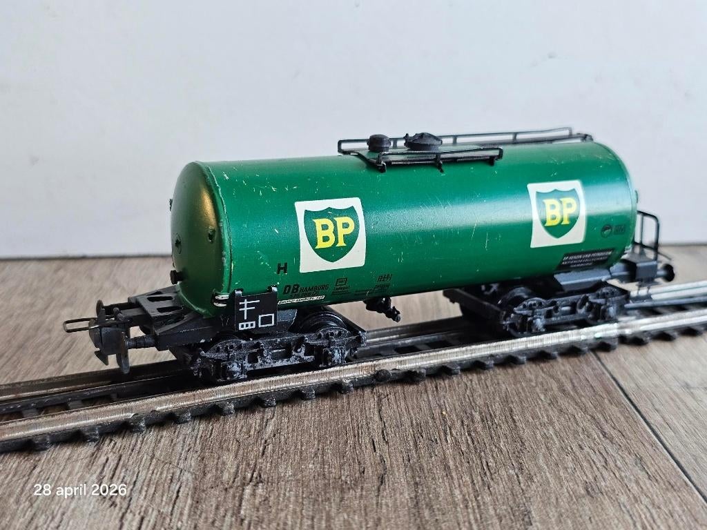 Modeltrein Ho TRIX-EXPRESS 3 rail syst. ketelwagen, wagon BP, Gebruikt, Gelijkstroom, Trix, Wagon