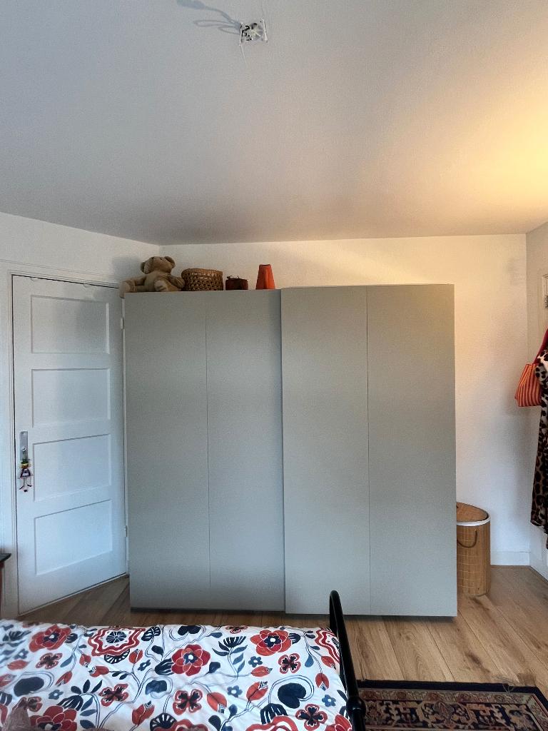 IKEA Pax-kast, Kunststof, 150 tot 200 cm, Zo goed als nieuw, 150 tot 200 cm