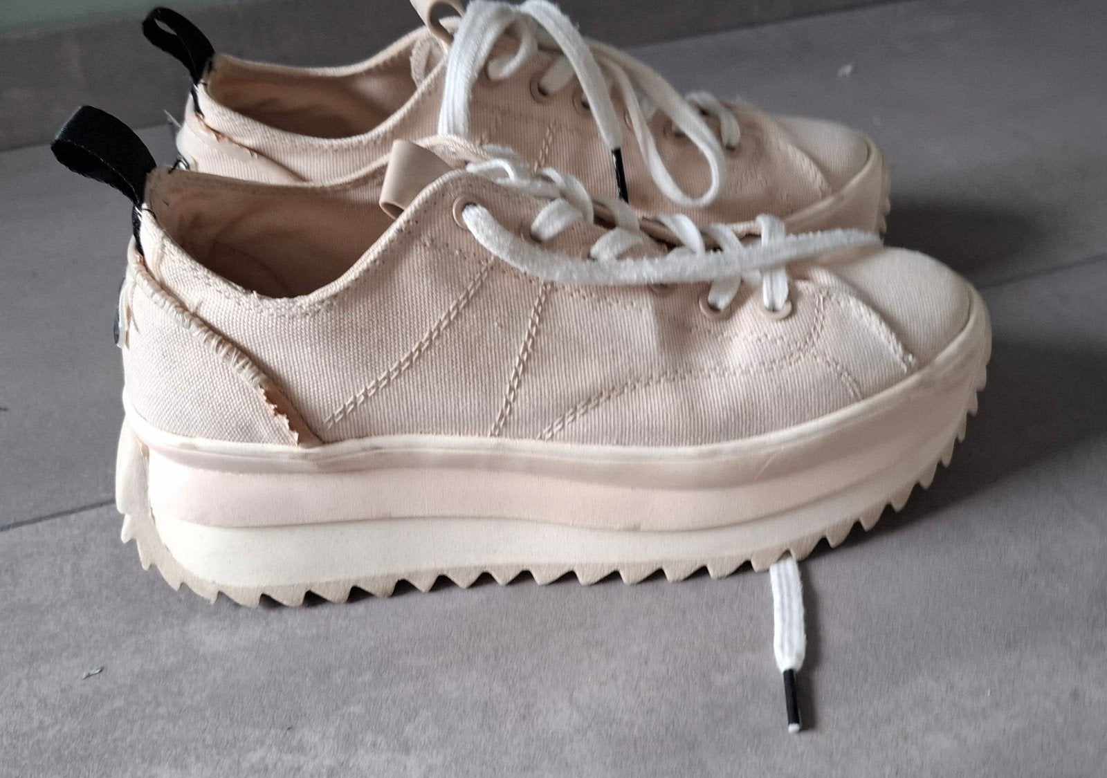 Tamaris schoenen sneakers beige maat 38 izgs, Tamaris, Beige, Ophalen of Verzenden, Sneakers of Gympen